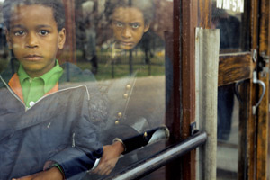 Vivian Maier's Chicago, April 1977 (Howard Greenberg gallery, 1977)